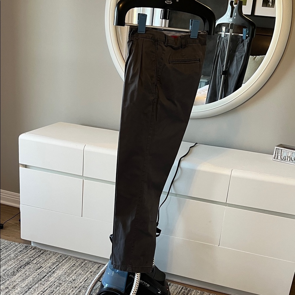 Daniel Cremieux Dark Gray Chinos